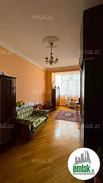 Satılır 4 otaqlı yeni tikili 150 m²