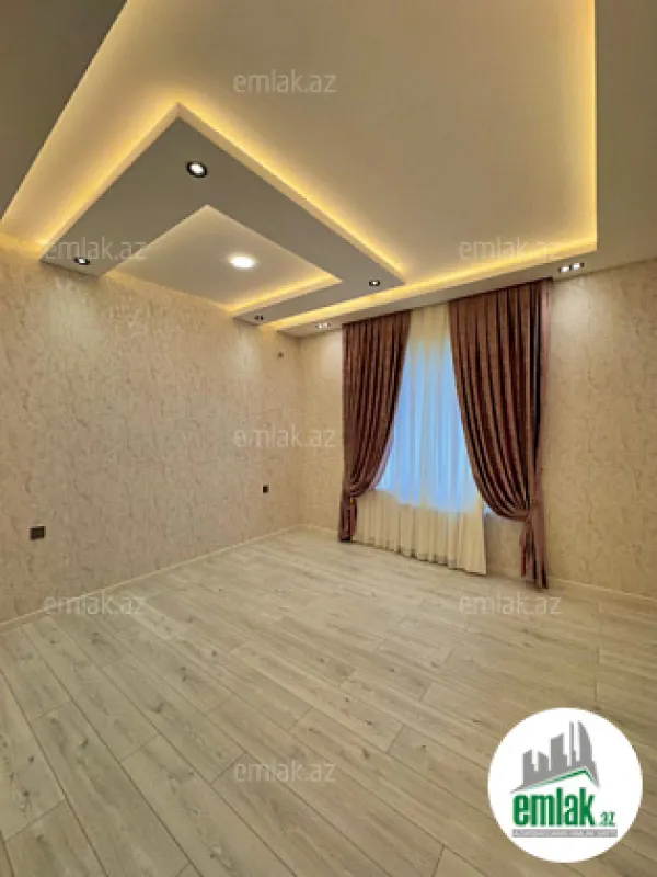 Satılır 6 otaqlı mənzil 250 m²