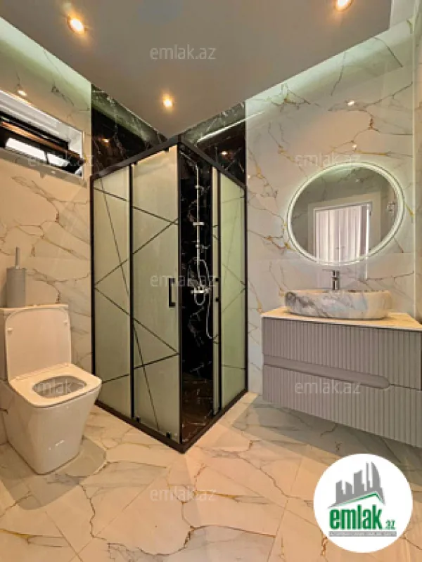 Satılır 6 otaqlı mənzil 250 m²