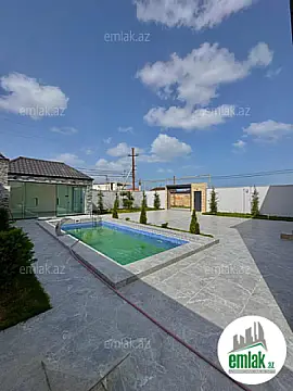 Satılır 6 otaqlı mənzil 250 m²