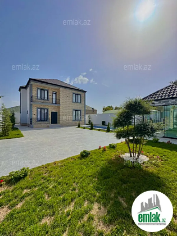 Satılır 6 otaqlı mənzil 250 m²