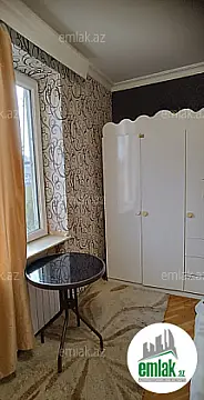 Satılır 2 otaqlı köhnə tikili 50 m²