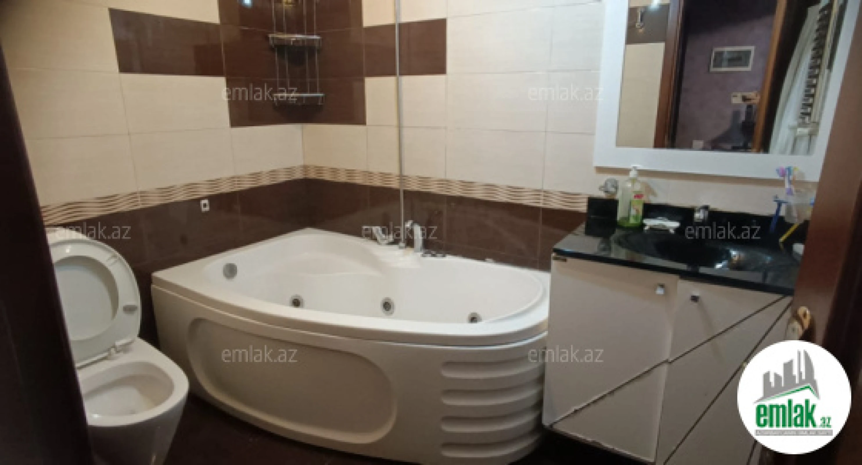 Satılır 2 otaqlı köhnə tikili 50 m²