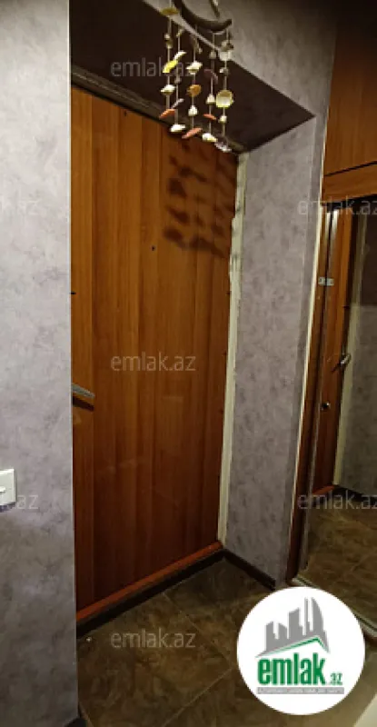 Satılır 2 otaqlı köhnə tikili 50 m²