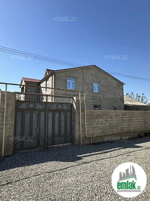 Satılır 7 otaqlı həyət evi 280 m²