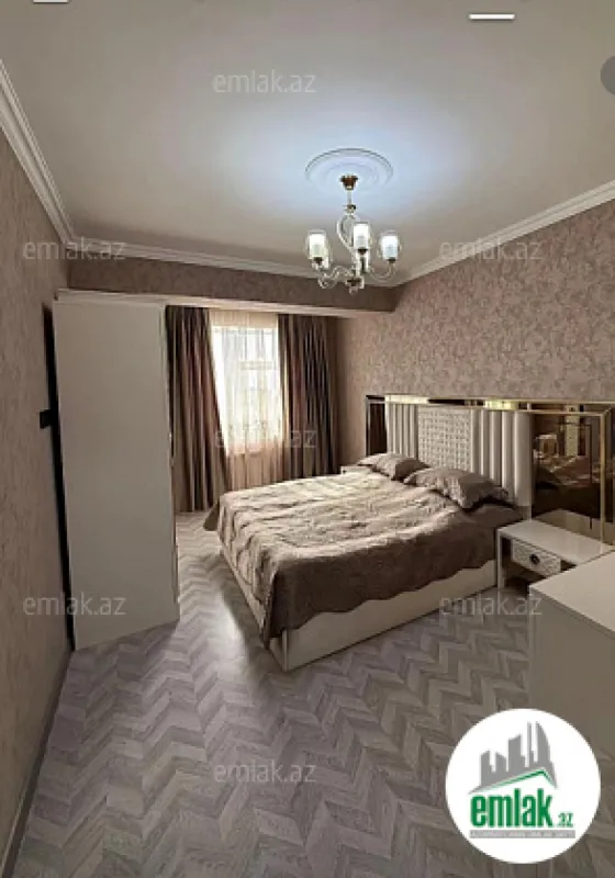 Satılır 3 otaqlı yeni tikili 110 m²