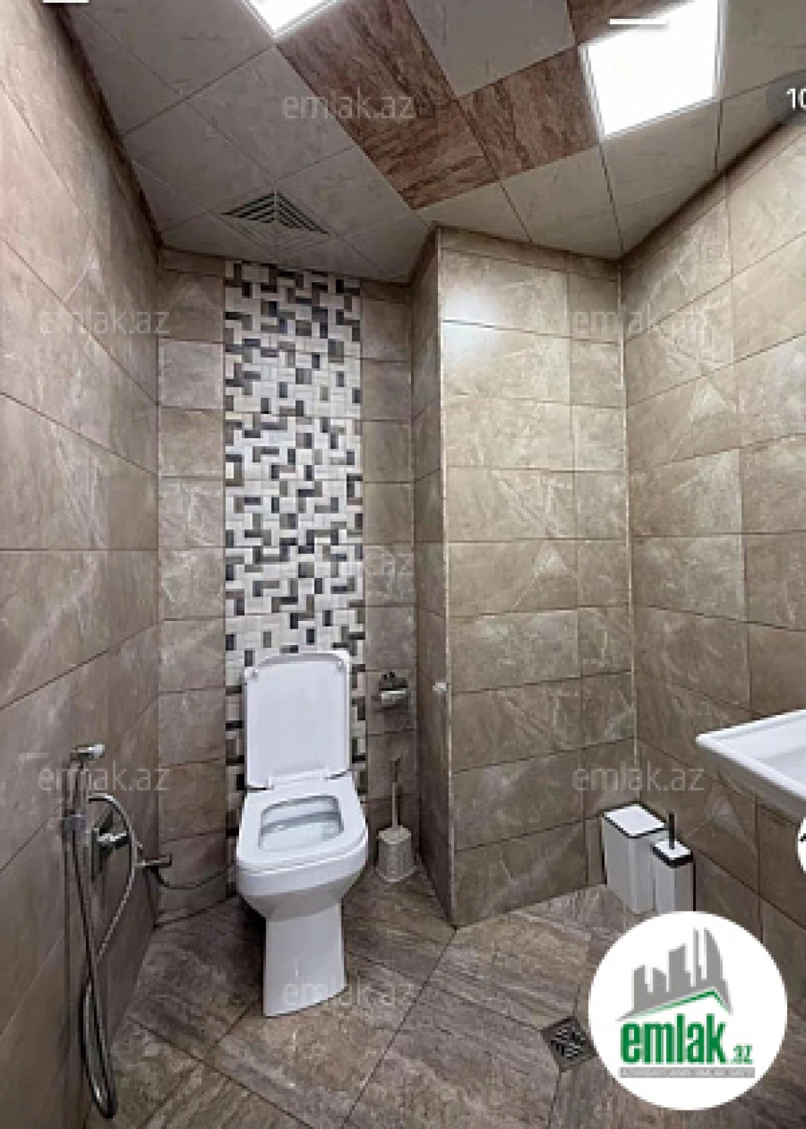 Satılır 3 otaqlı yeni tikili 110 m²