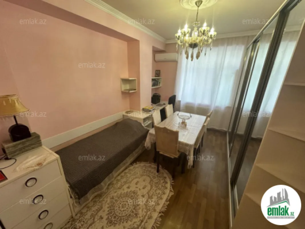 Satılır 3 otaqlı yeni tikili 114 m²