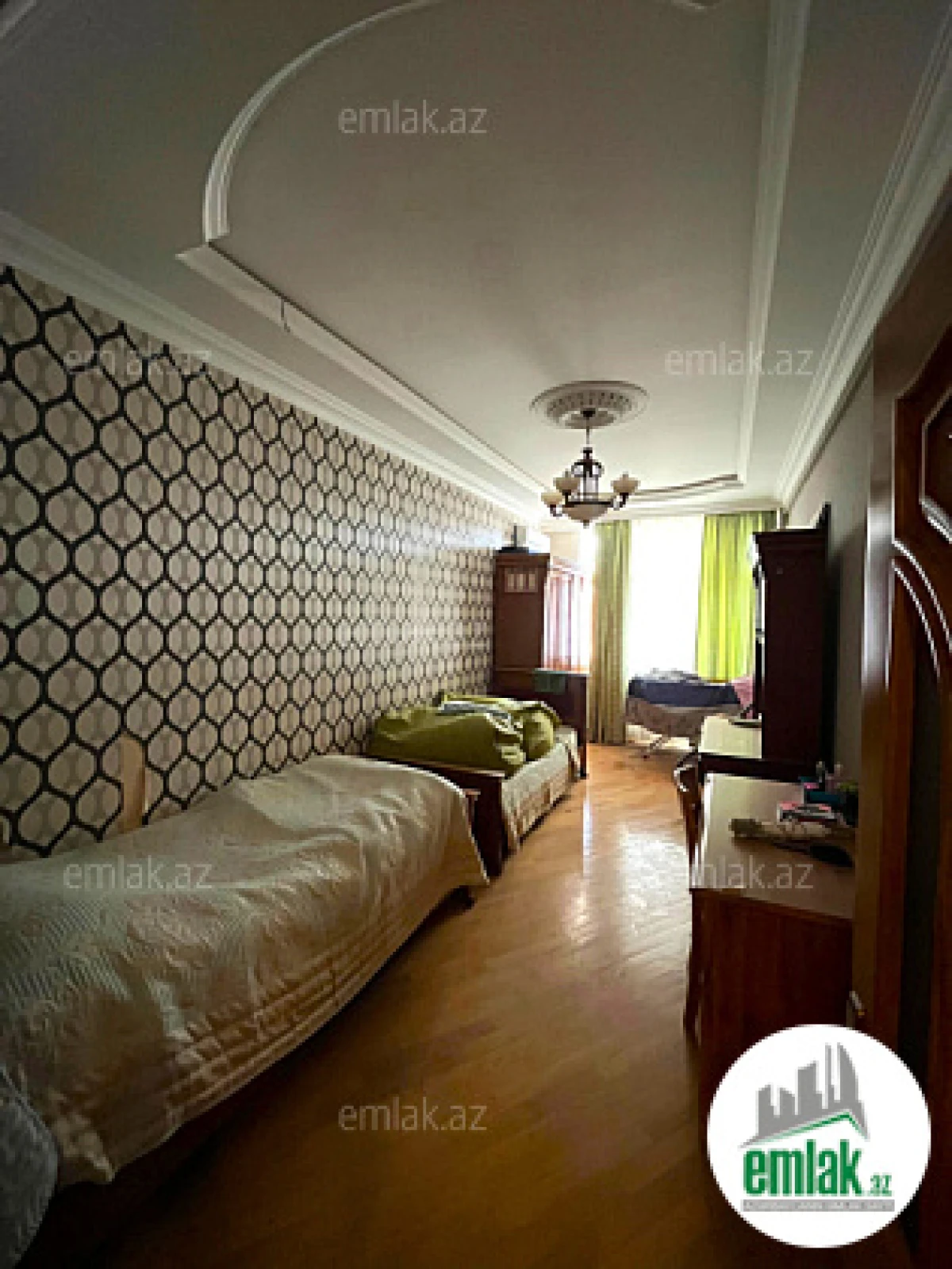 Satılır 3 otaqlı yeni tikili 140 m²