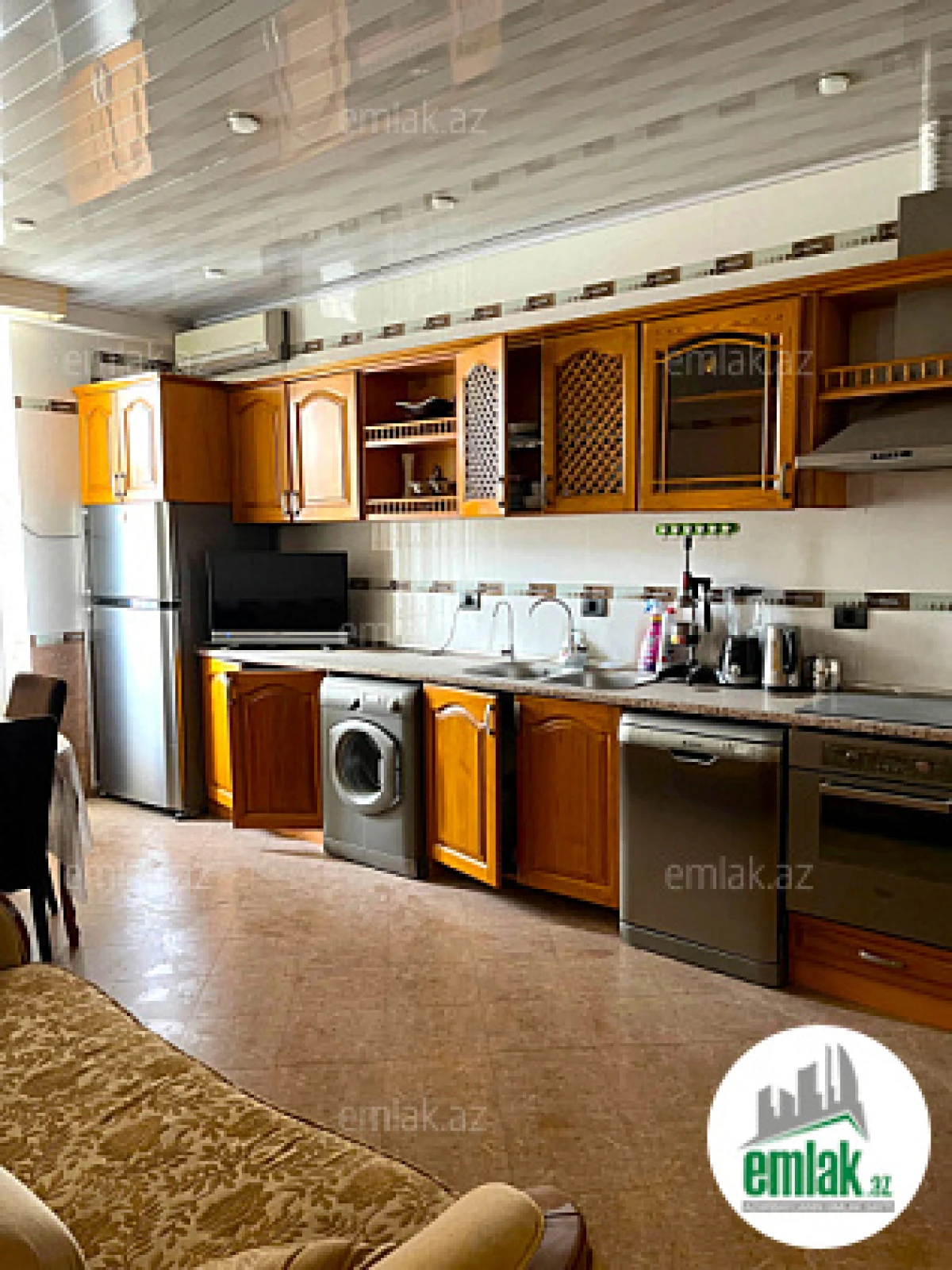 Satılır 3 otaqlı yeni tikili 140 m²