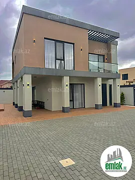 Satılır 4 otaqlı mənzil 220 m²