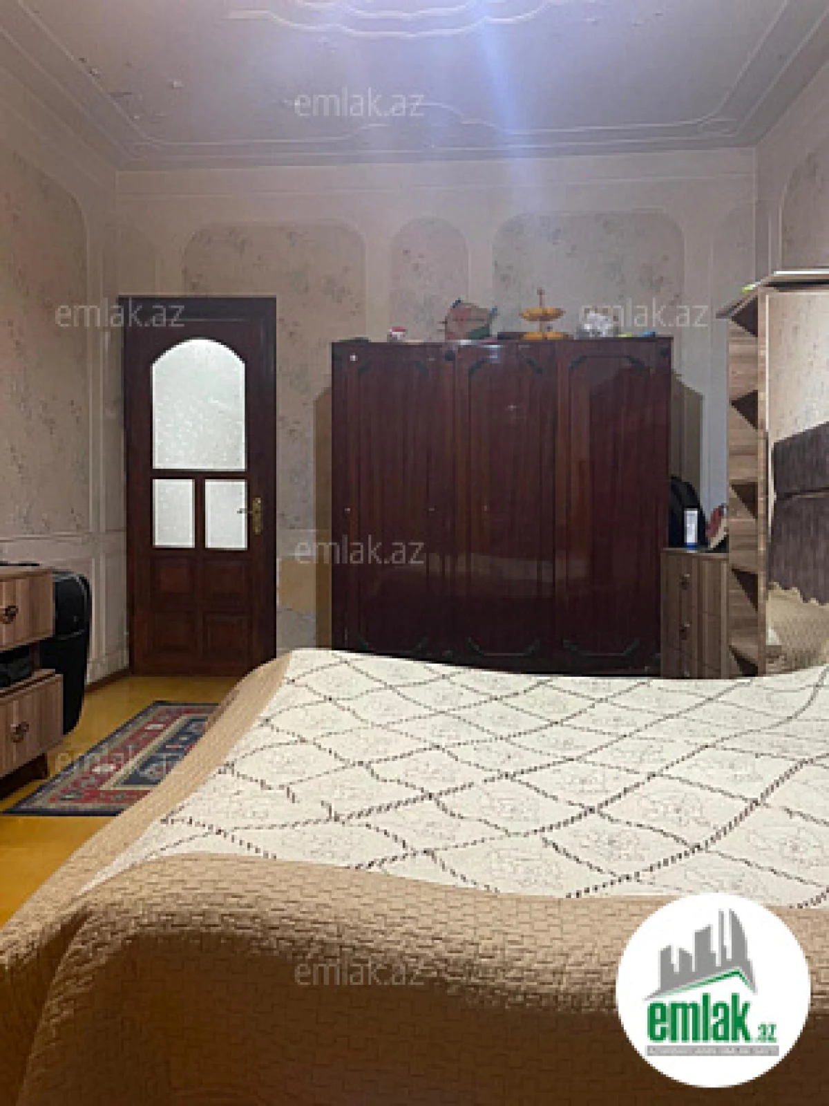 Satılır 3 otaqlı köhnə tikili 71 m²