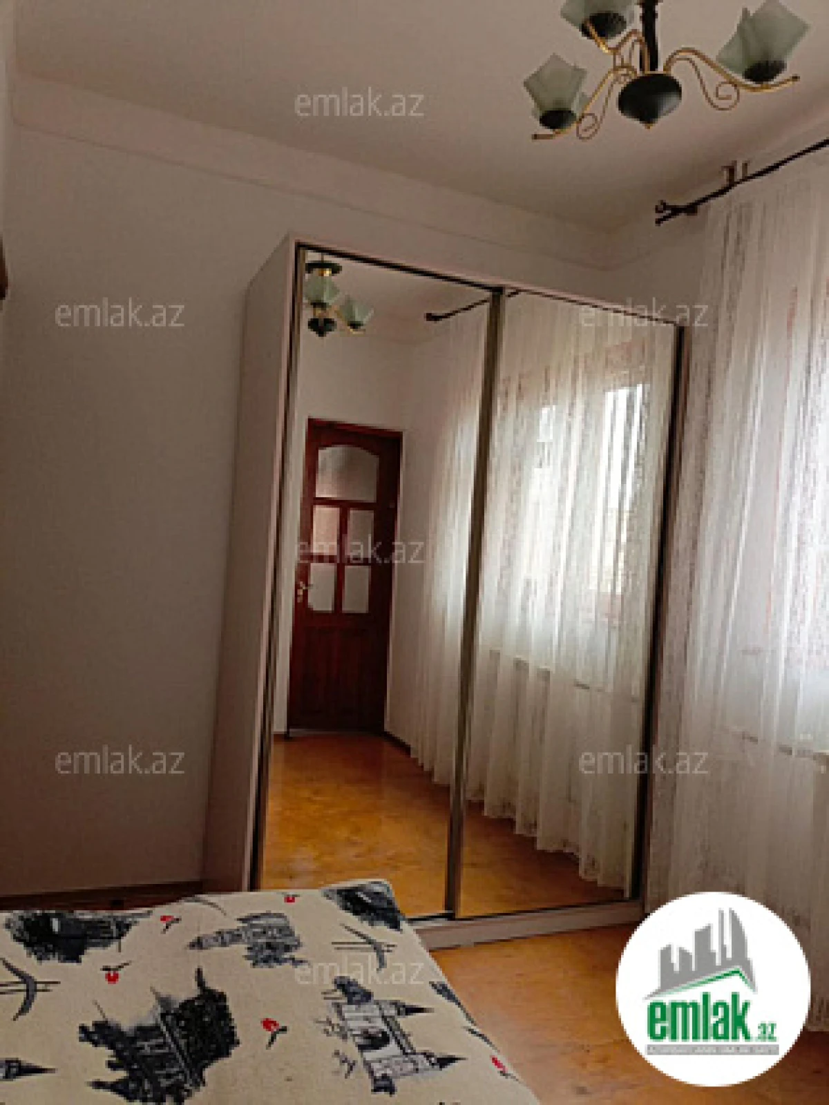 Satılır 3 otaqlı köhnə tikili 71 m²