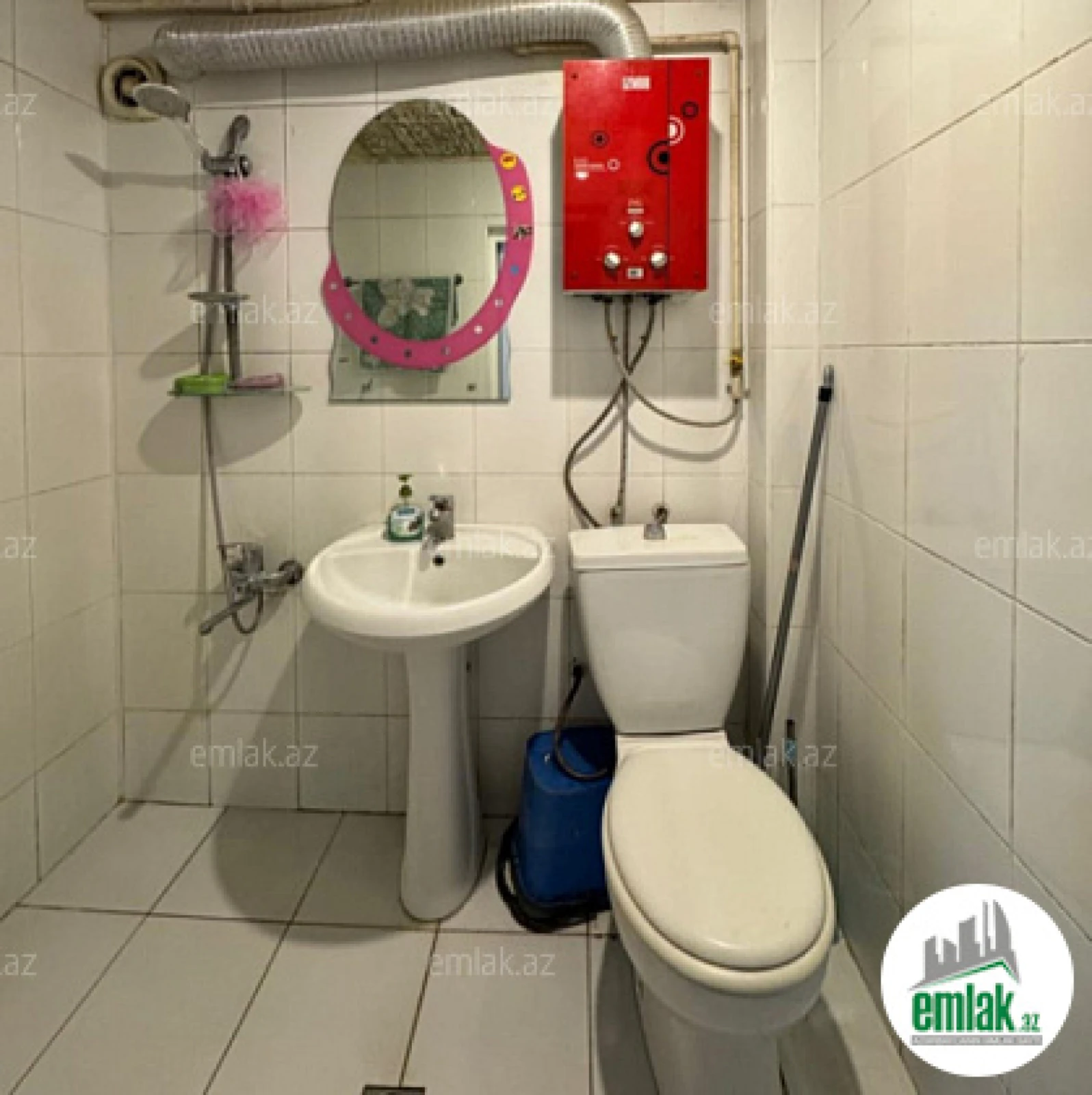 Satılır 3 otaqlı köhnə tikili 65 m²