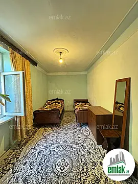 Satılır 3 otaqlı köhnə tikili 65 m²