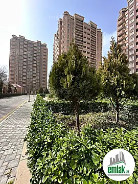 Satılır 3 otaqlı yeni tikili 115 m²