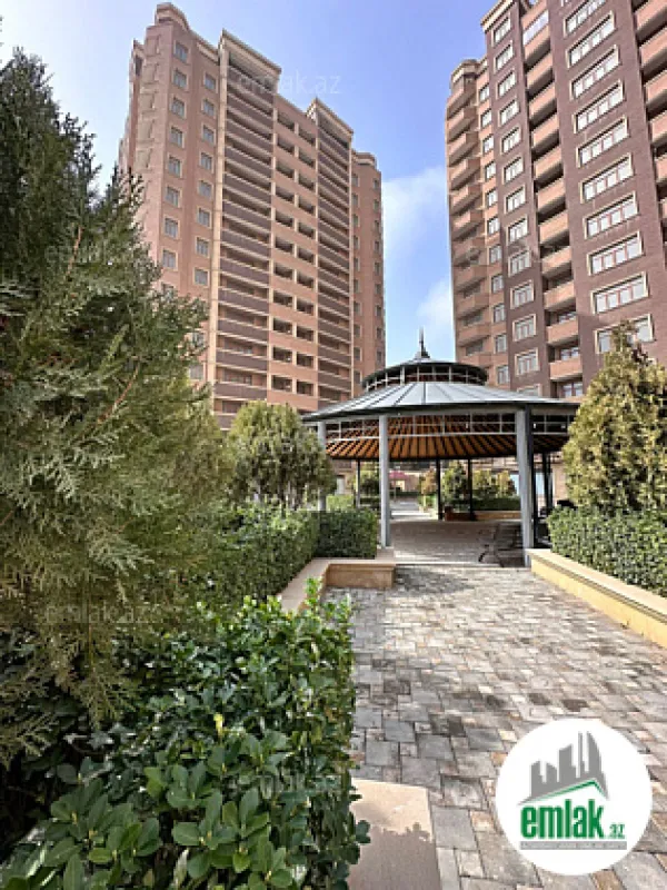 Satılır 3 otaqlı yeni tikili 115 m²