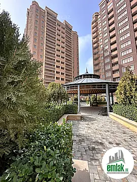 Satılır 3 otaqlı yeni tikili 115 m²