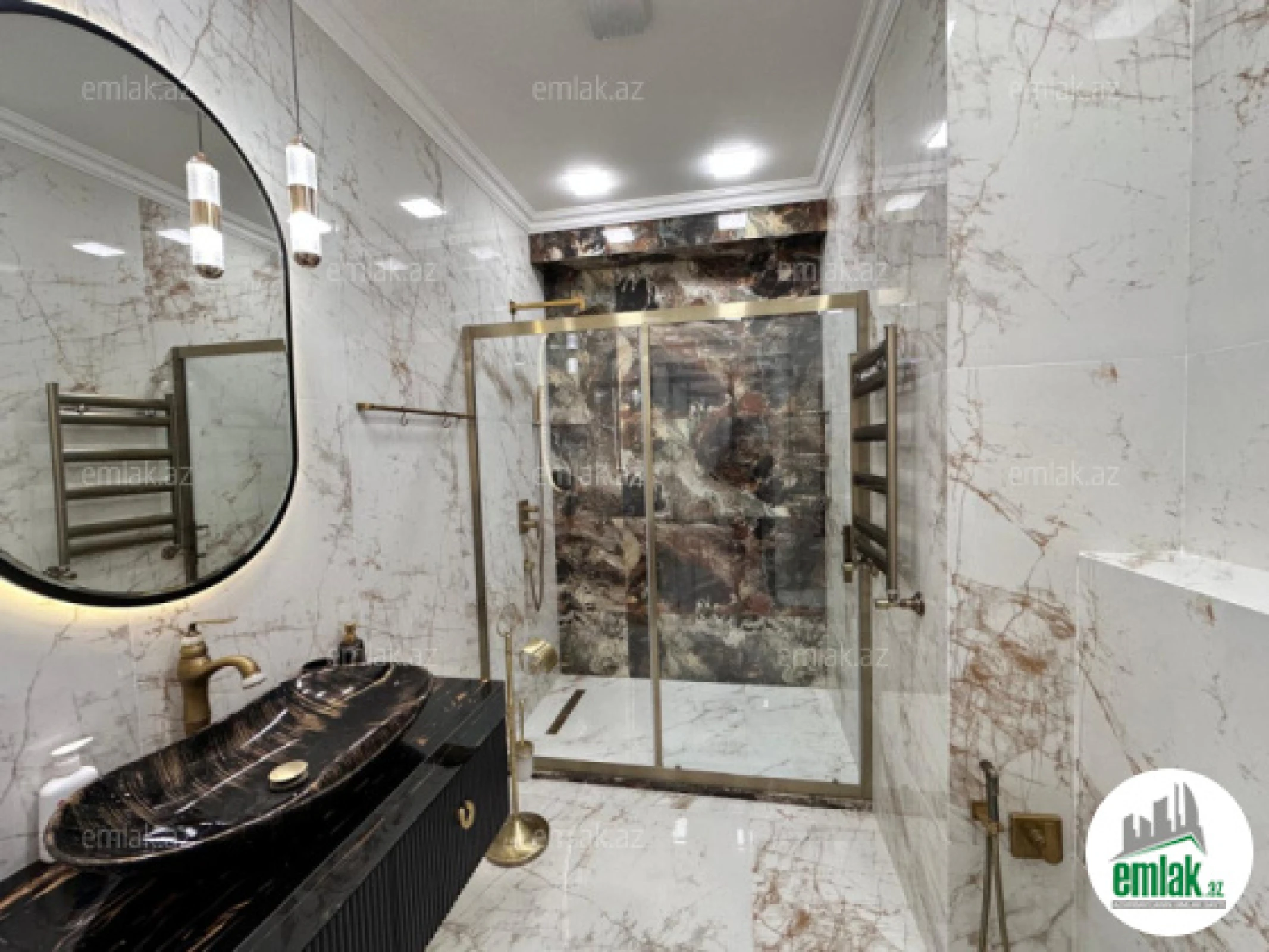 Satılır 3 otaqlı yeni tikili 115 m²