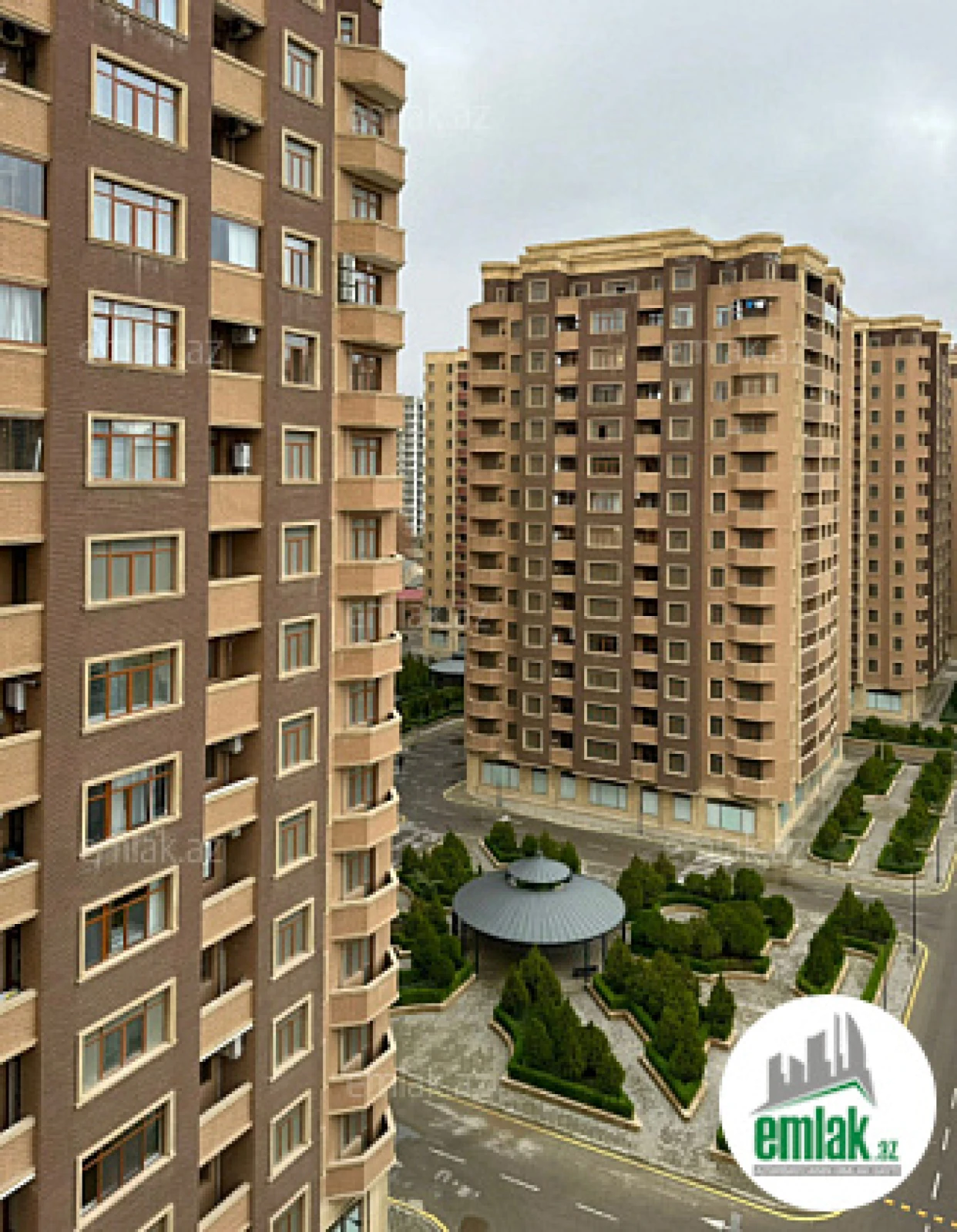 Satılır 3 otaqlı yeni tikili 115 m²