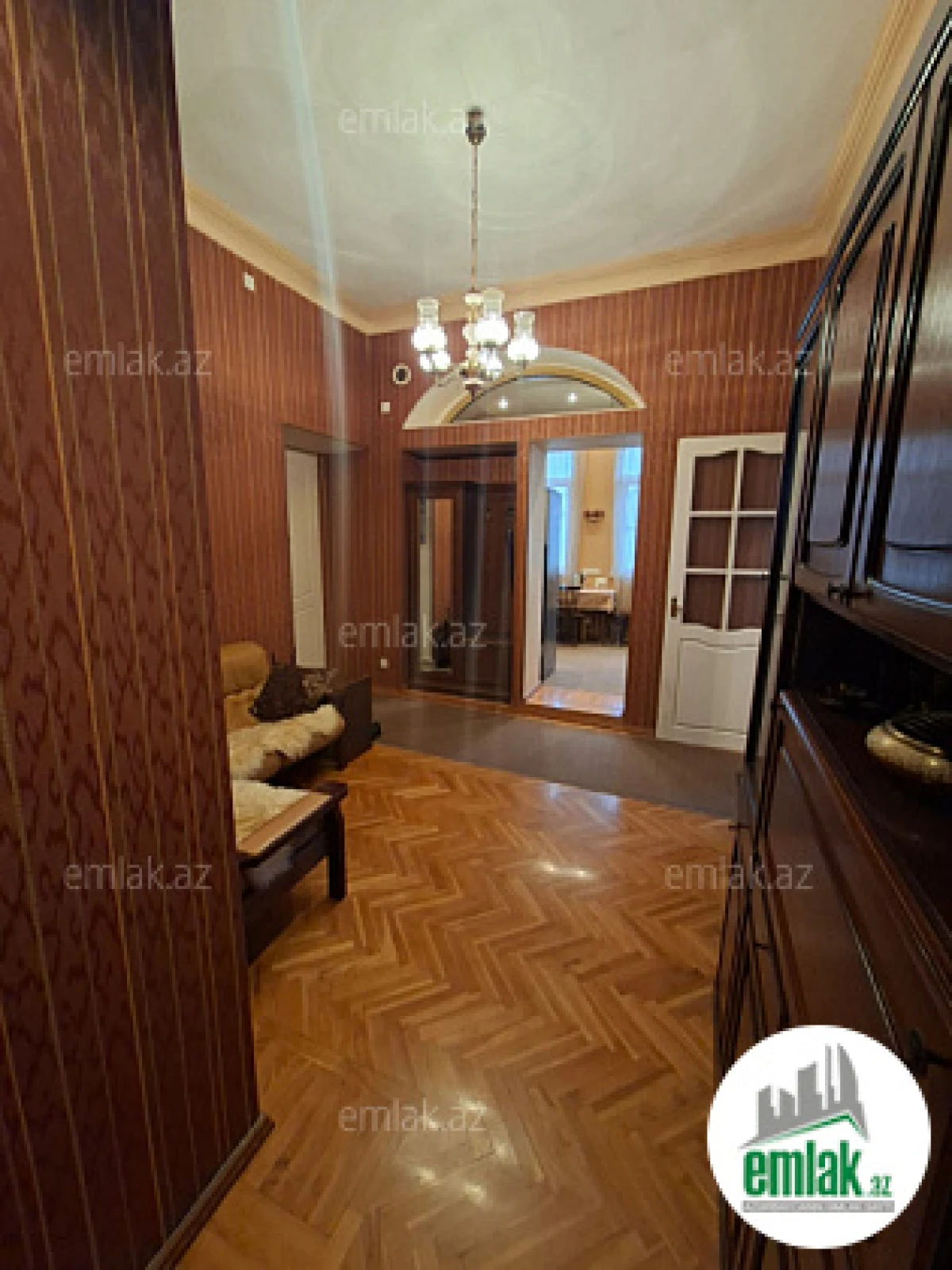 Satılır 3 otaqlı köhnə tikili 90 m²