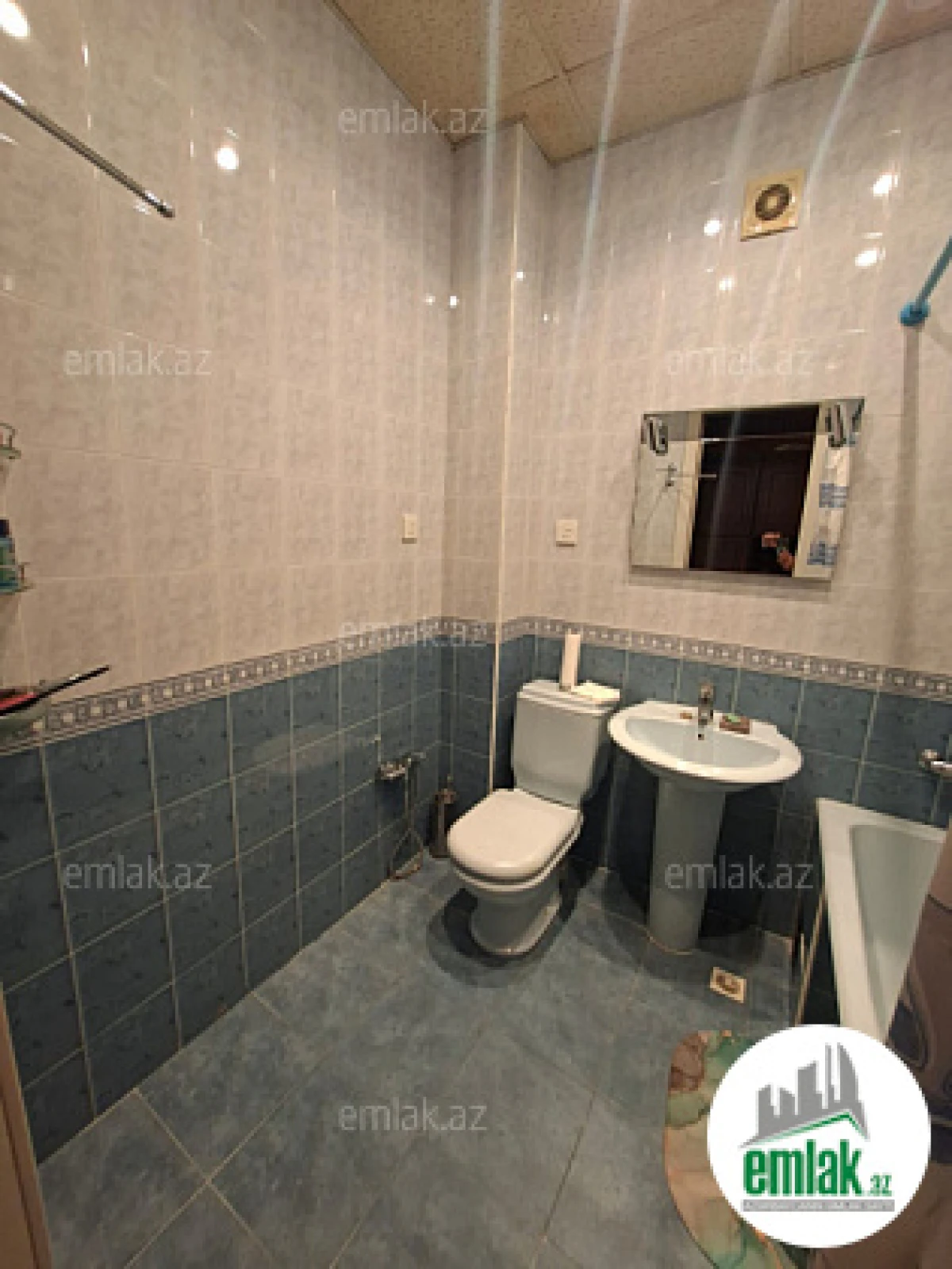 Satılır 3 otaqlı köhnə tikili 90 m²