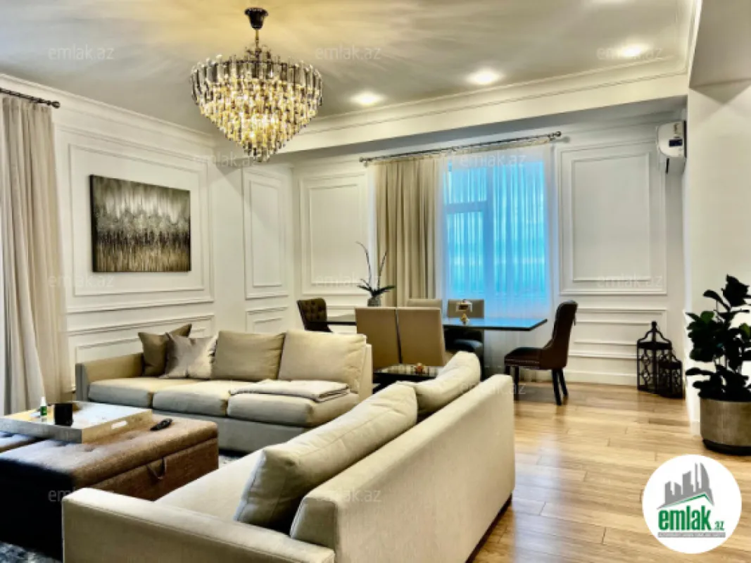 Satılır 3 otaqlı yeni tikili 130.5 m²