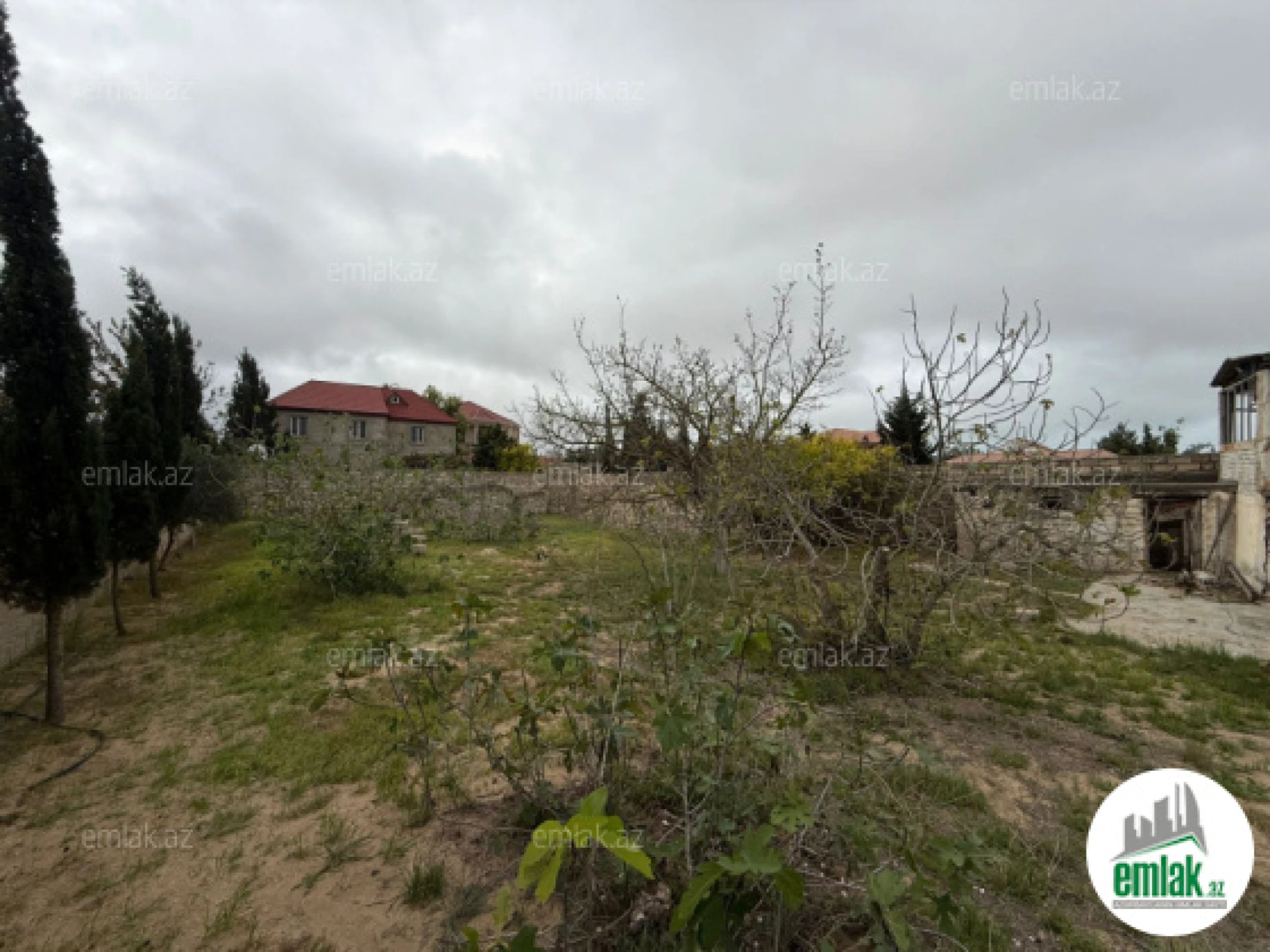 Satılır torpaq sahəsi 10 m²