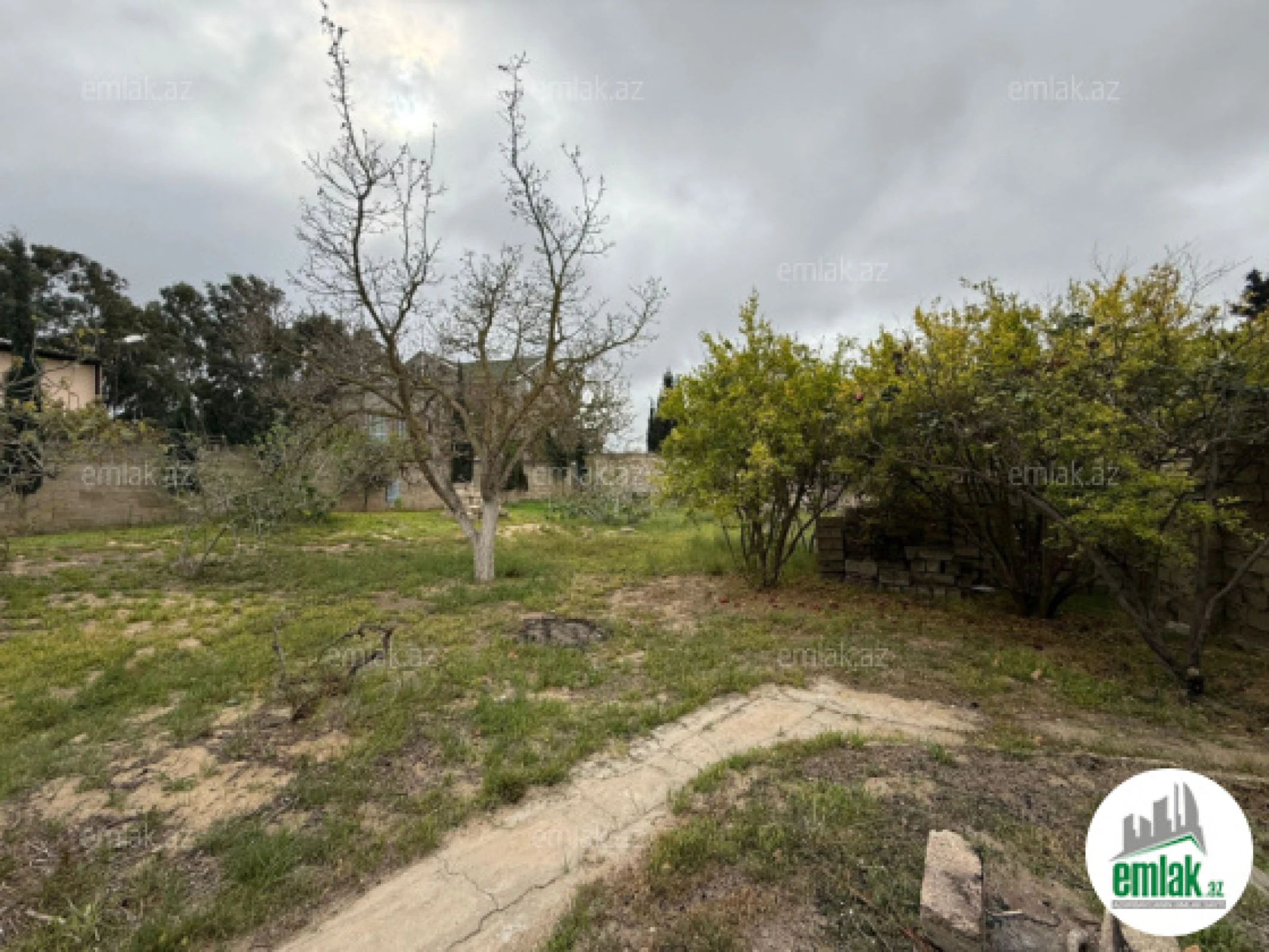 Satılır torpaq sahəsi 10 m²