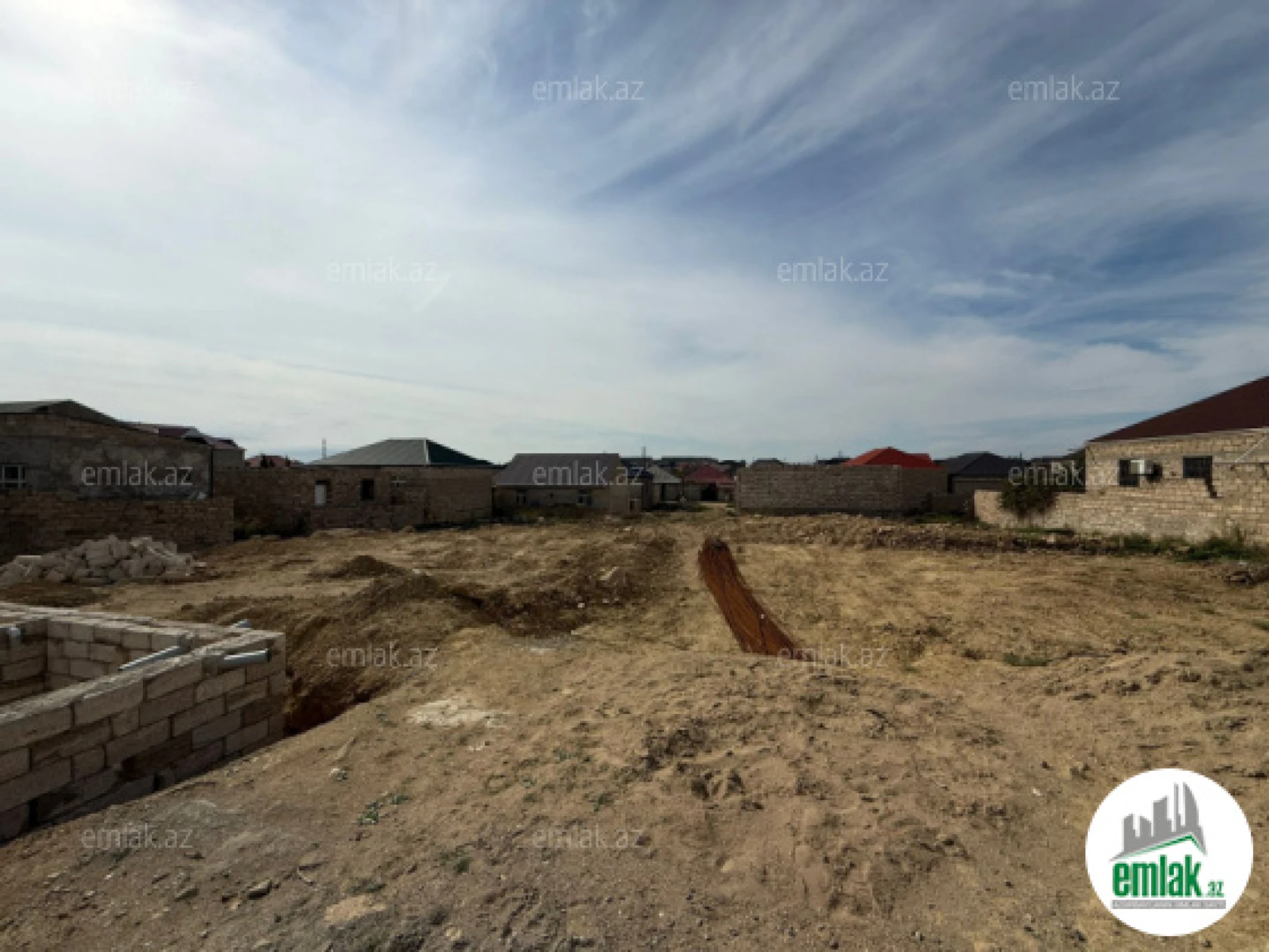 Satılır torpaq sahəsi 12 m²