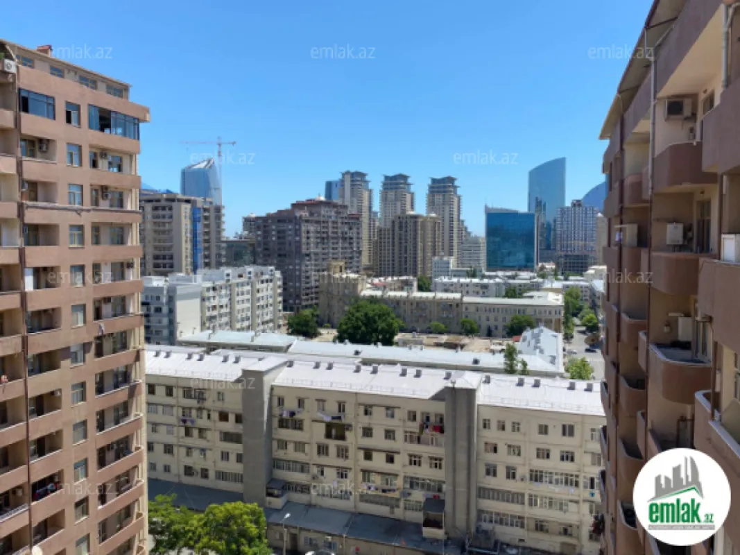 Satılır 4 otaqlı yeni tikili 185 m²