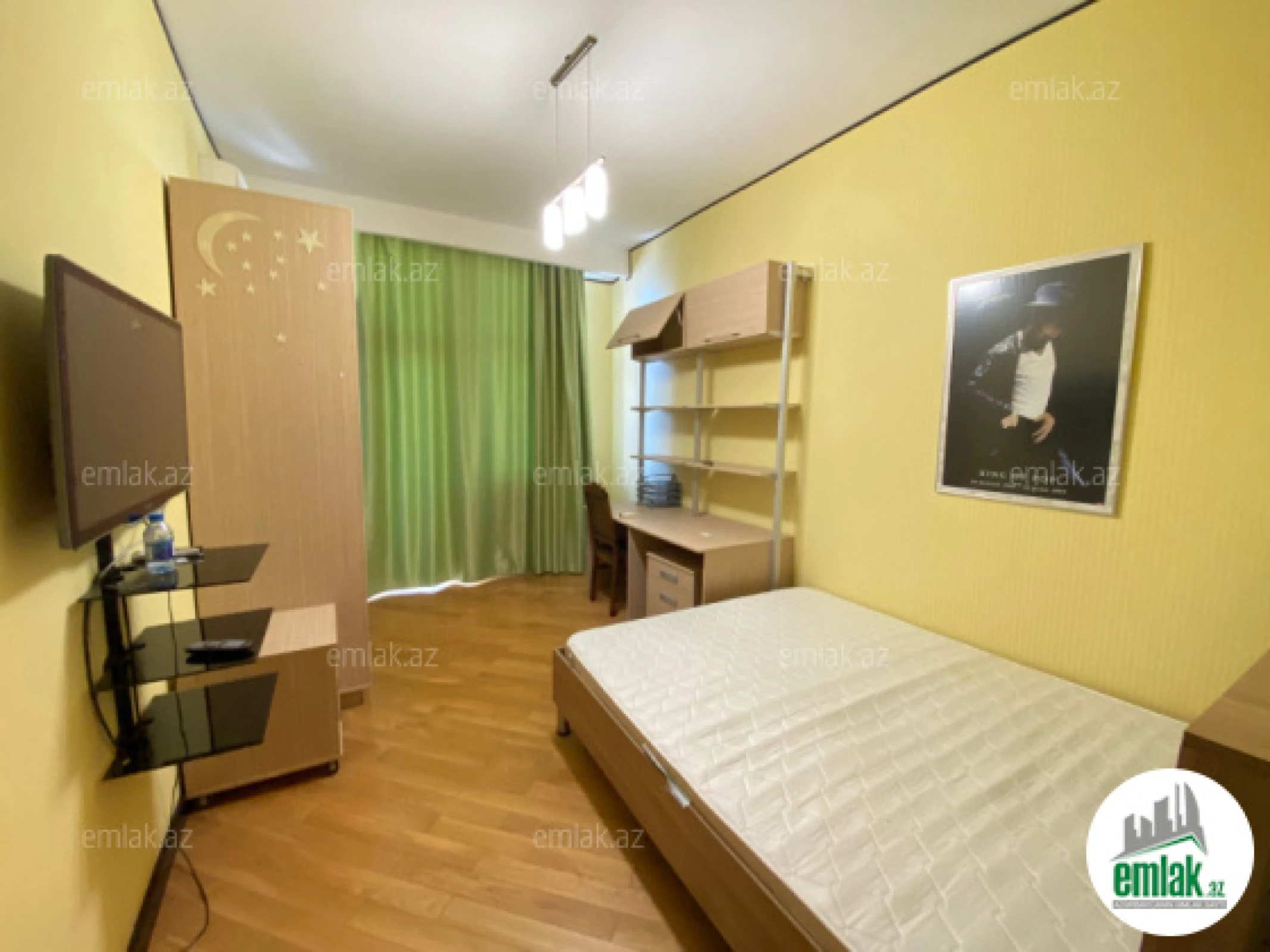 Satılır 4 otaqlı yeni tikili 185 m²