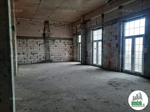 Satılır 4 otaqlı yeni tikili 145 m²