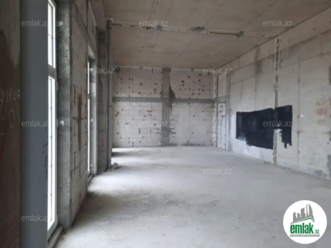 Satılır 4 otaqlı yeni tikili 145 m²