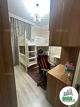 Satılır 3 otaqlı yeni tikili 220 m²