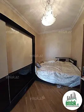 Satılır 2 otaqlı köhnə tikili 75 m²