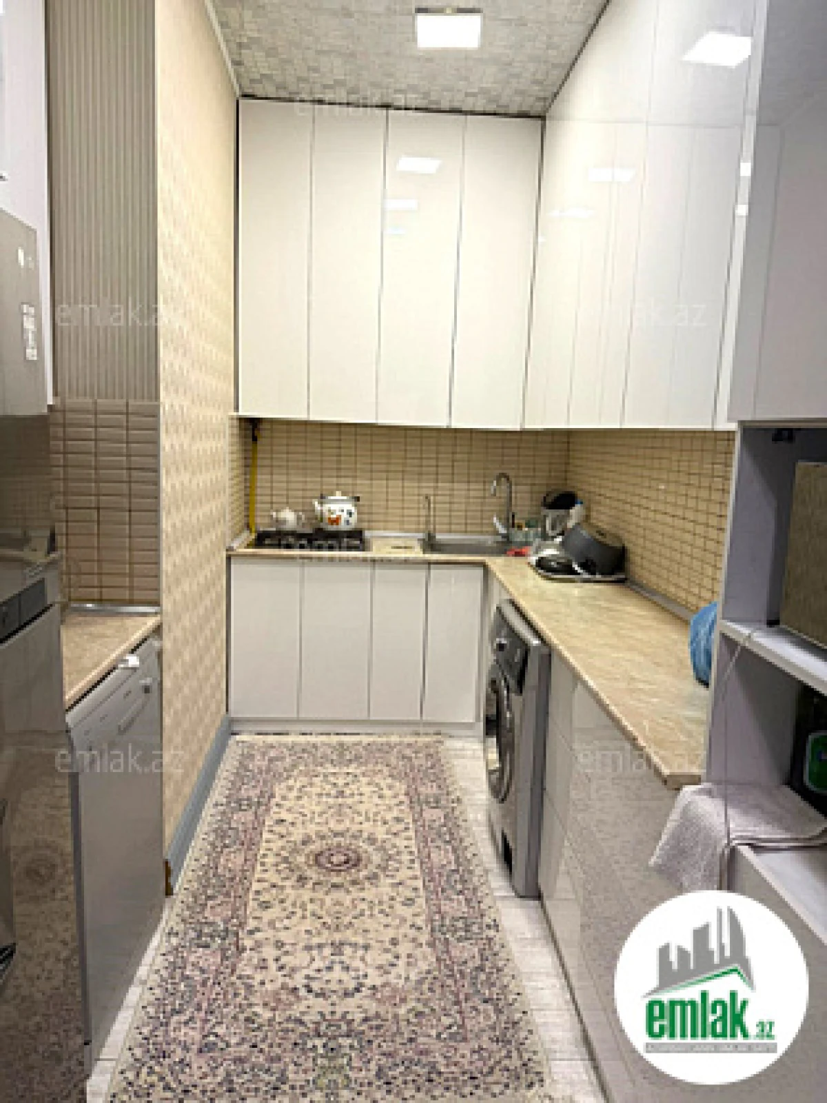 Satılır 3 otaqlı yeni tikili 95 m²