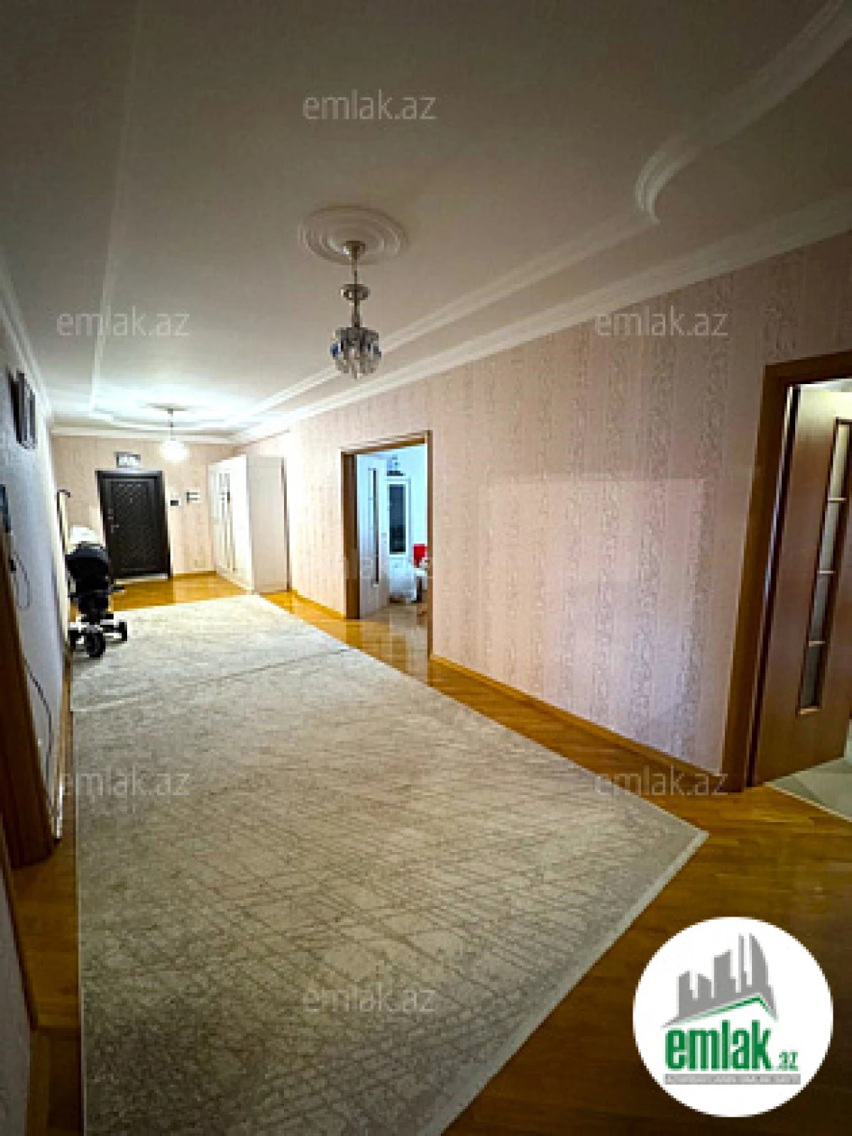 Satılır 3 otaqlı yeni tikili 165 m²