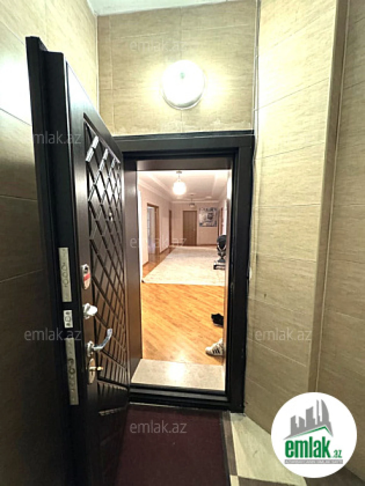 Satılır 3 otaqlı yeni tikili 165 m²