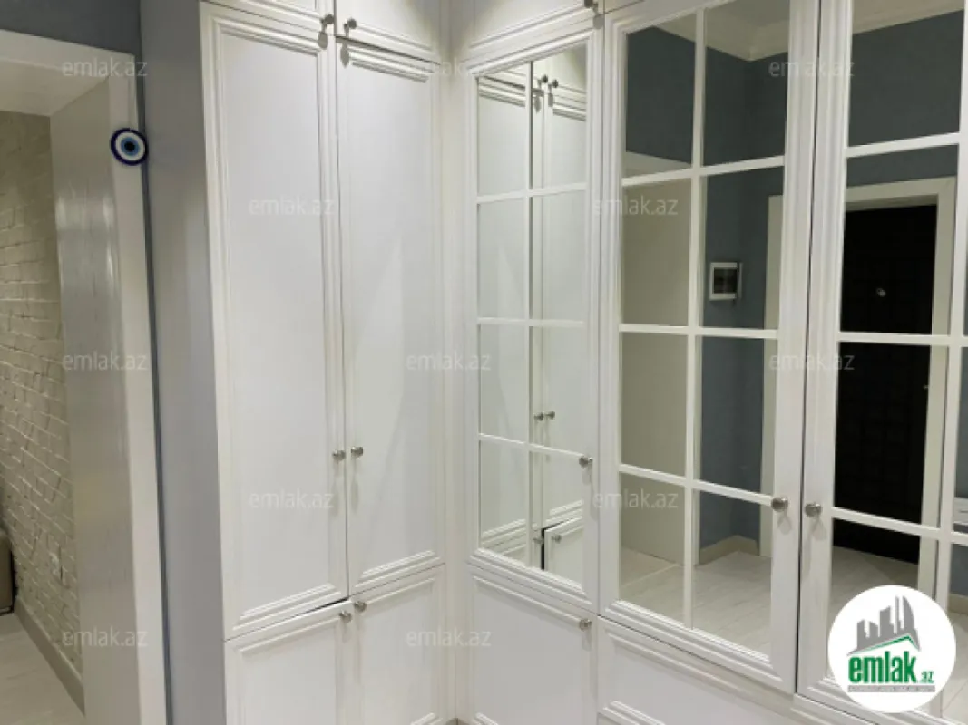 Satılır 3 otaqlı köhnə tikili 70.5 m²