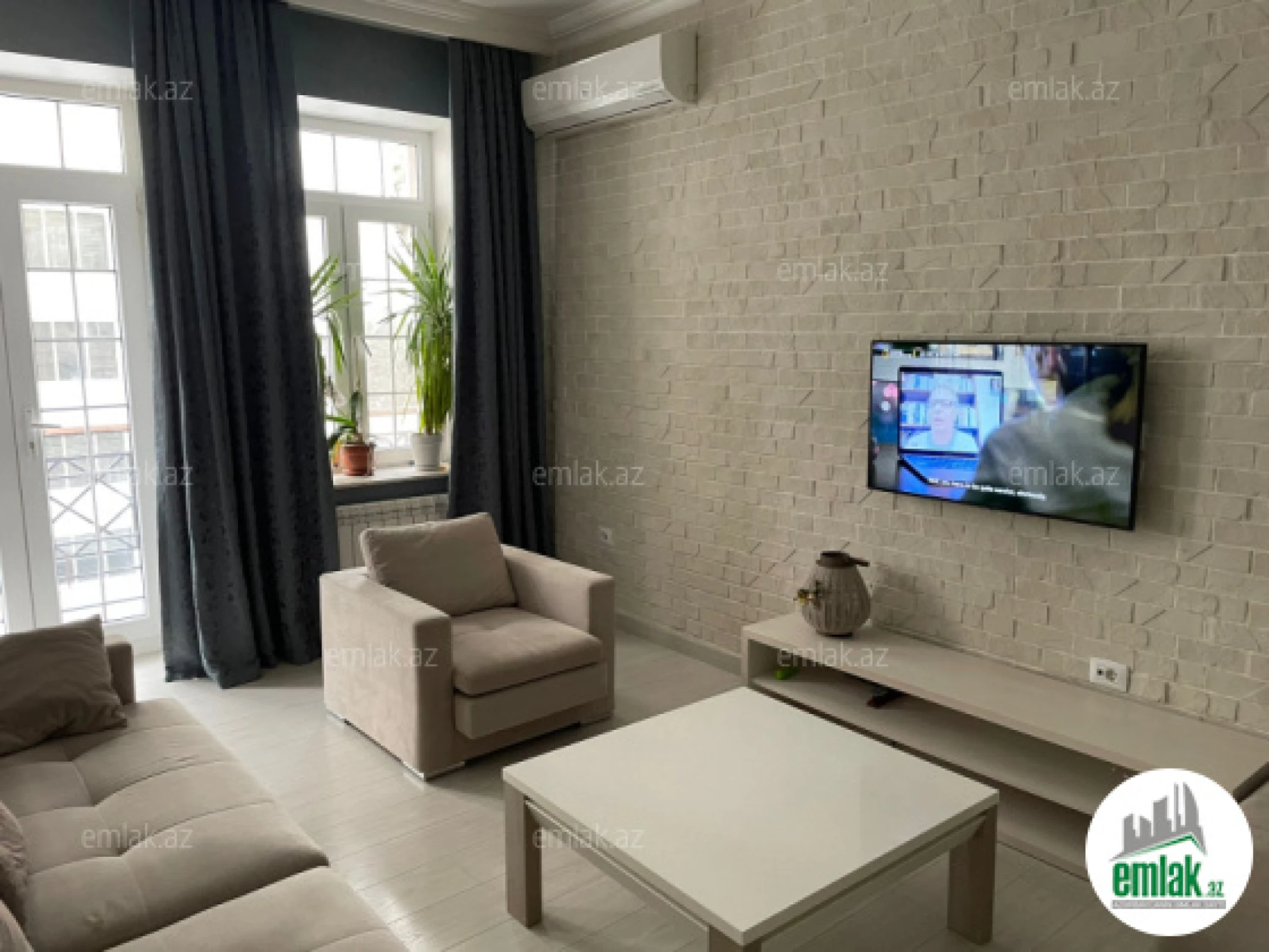 Satılır 3 otaqlı köhnə tikili 70.5 m²