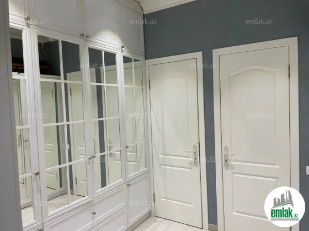 Satılır 3 otaqlı köhnə tikili 70.5 m²