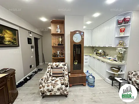 Satılır 3 otaqlı yeni tikili 77 m²
