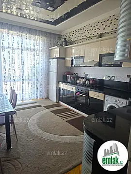 Satılır 3 otaqlı yeni tikili 130 m²