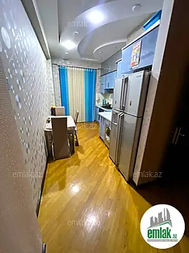 Satılır 3 otaqlı yeni tikili 125 m²