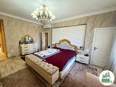Satılır 4 otaqlı yeni tikili 210 m²