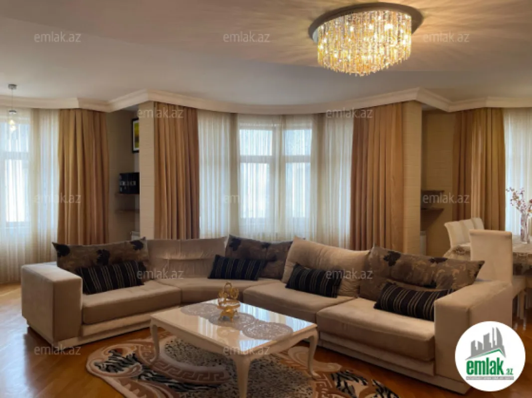 Satılır 3 otaqlı yeni tikili 155 m²