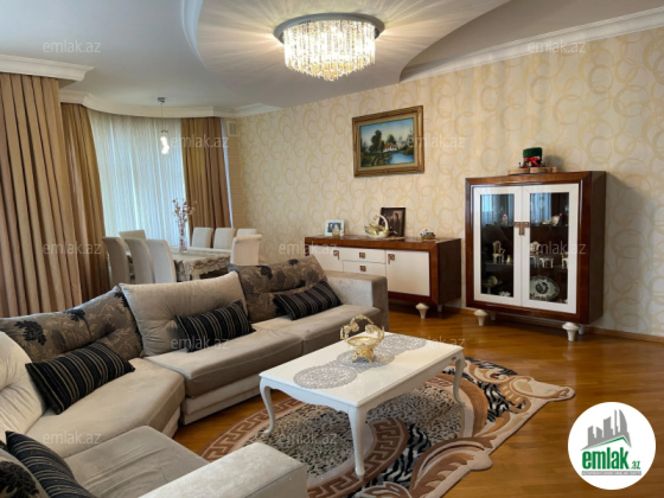 Satılır 3 otaqlı yeni tikili 155 m²