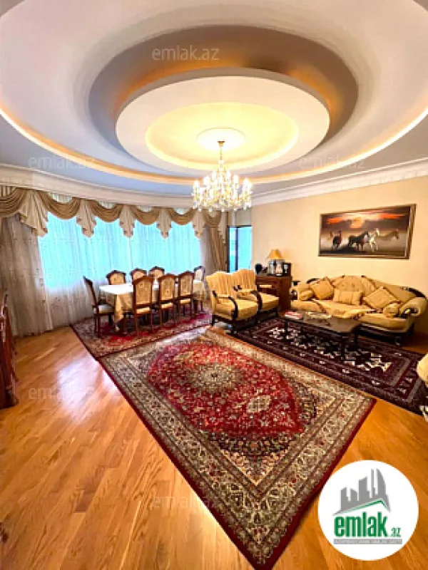 Satılır 3 otaqlı yeni tikili 170 m²