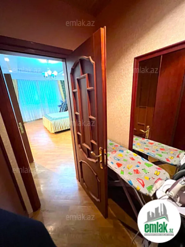 Satılır 3 otaqlı yeni tikili 170 m²